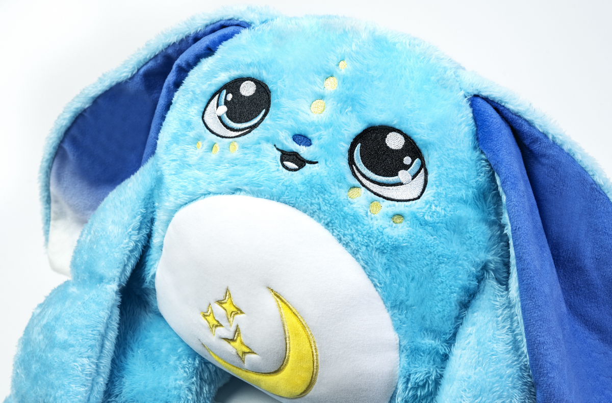 Bo Moon Pals 5 lb weighted hugging plush — manufacturer product image 6