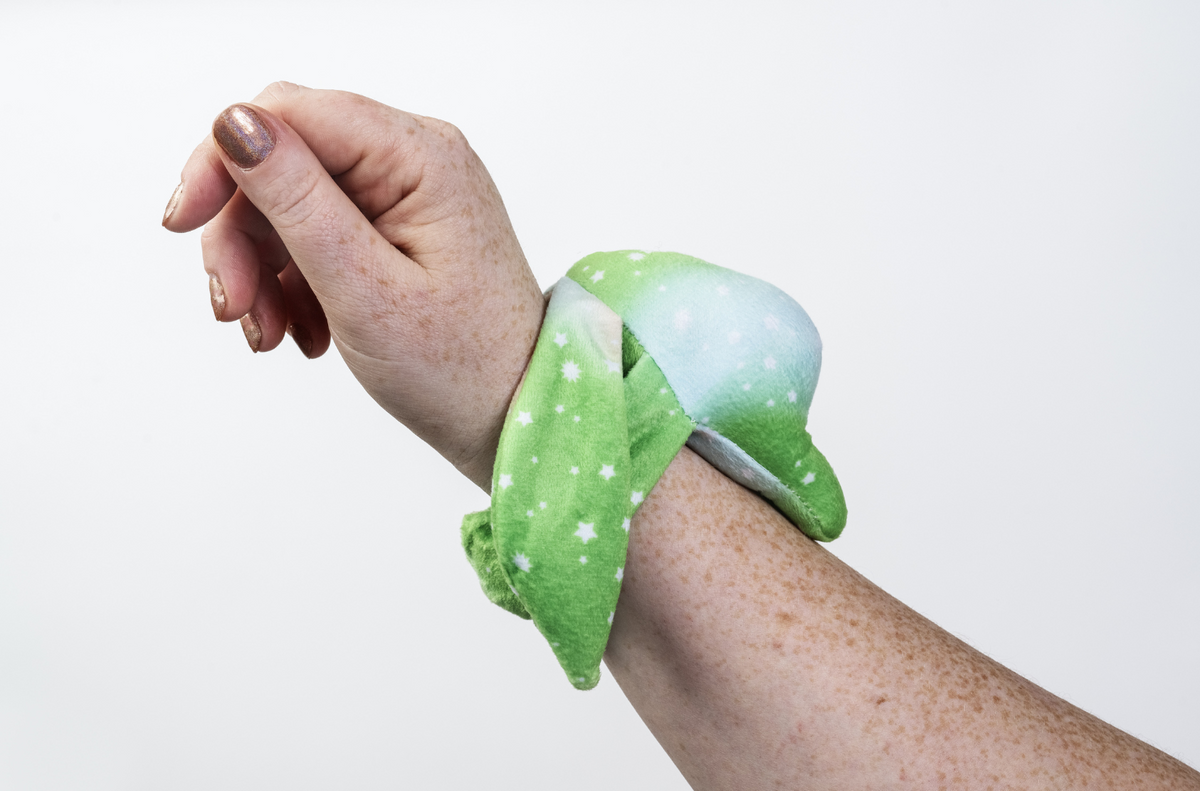 Clover Moon Pals mini wrist hugger — manufacturer product image 2